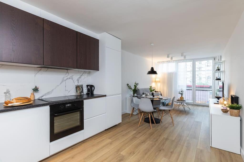 Superapart Jana Pawla Ii, Apt 302 Cozy Urban Retreat, Perfect For Couples Varsovie Extérieur photo